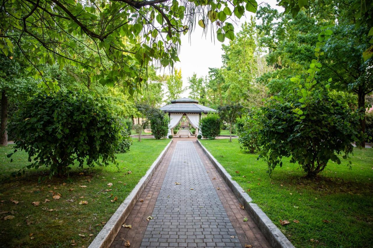 טיבולי La Tenuta Di Rocca Bruna Country Resort מראה חיצוני תמונה
