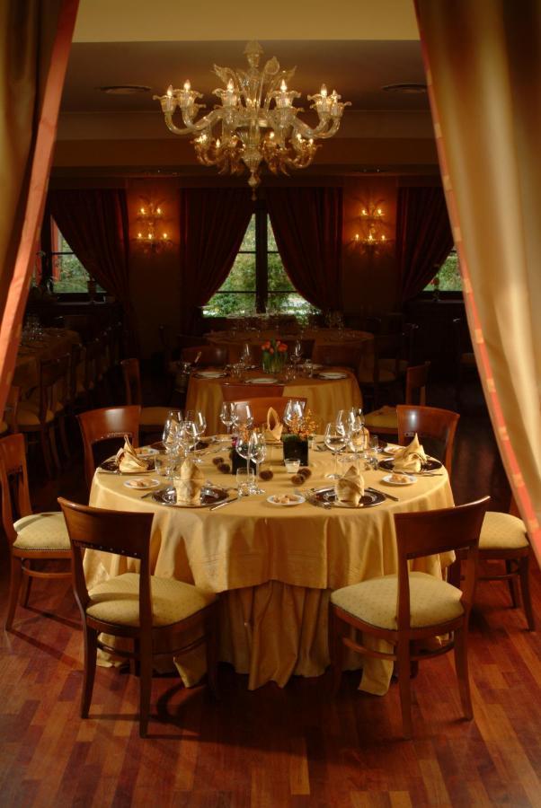 טיבולי La Tenuta Di Rocca Bruna Country Resort מראה חיצוני תמונה
