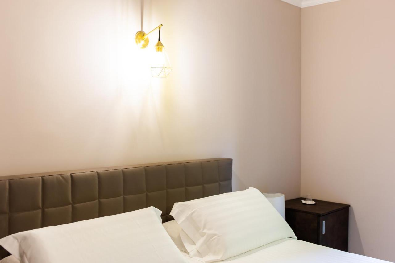 טיבולי La Tenuta Di Rocca Bruna Country Resort מראה חיצוני תמונה