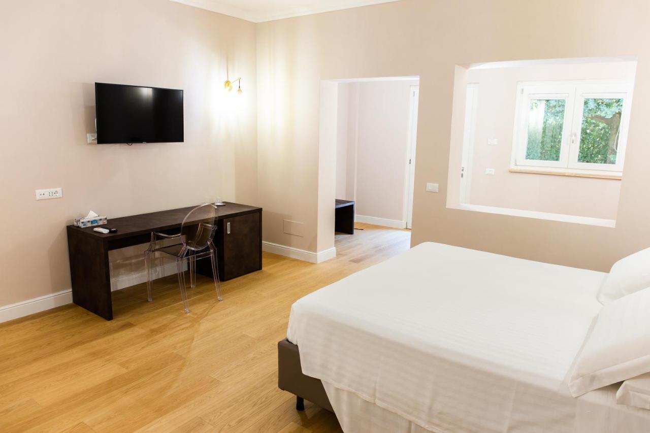 טיבולי La Tenuta Di Rocca Bruna Country Resort מראה חיצוני תמונה