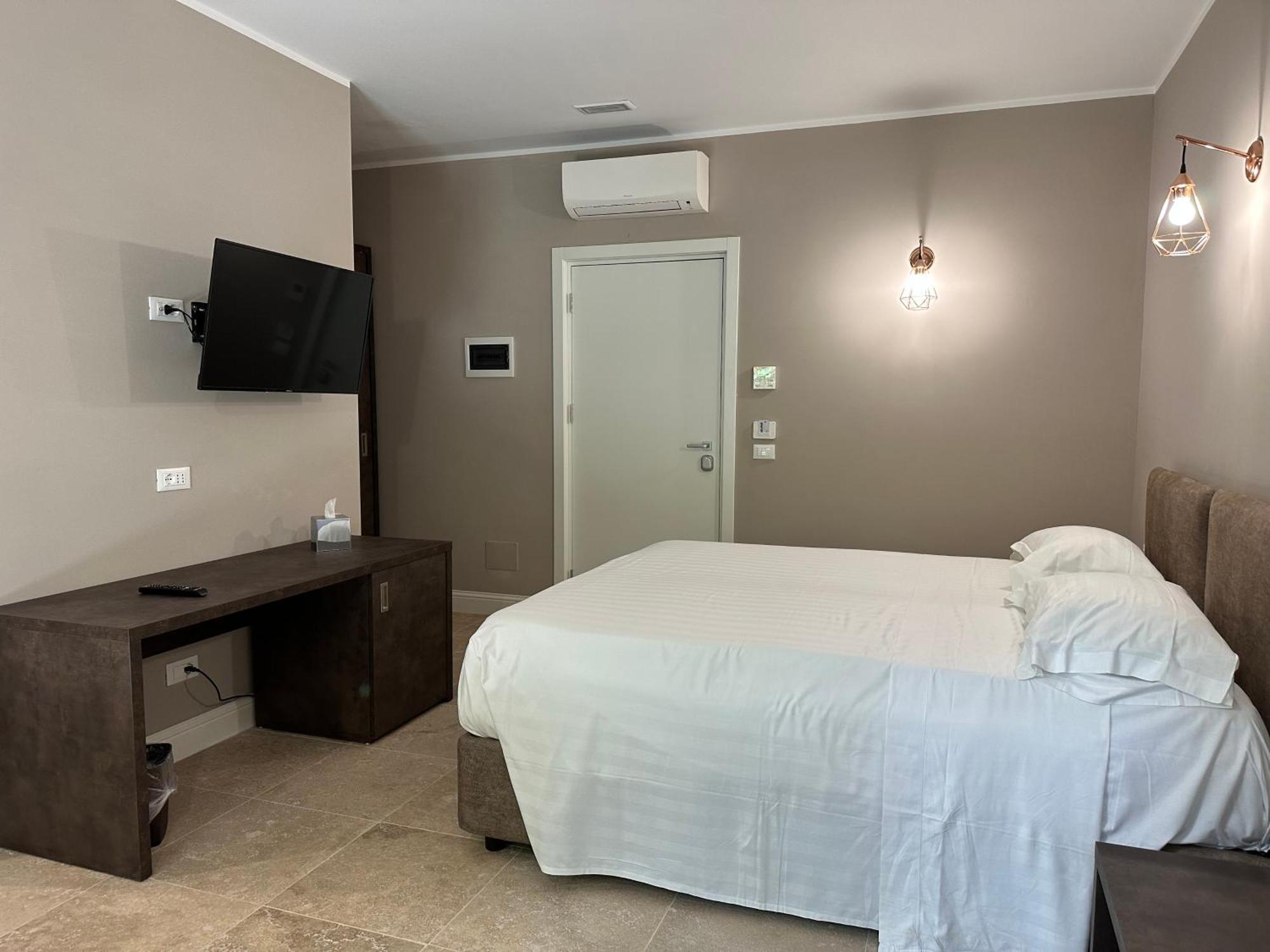 טיבולי La Tenuta Di Rocca Bruna Country Resort מראה חיצוני תמונה